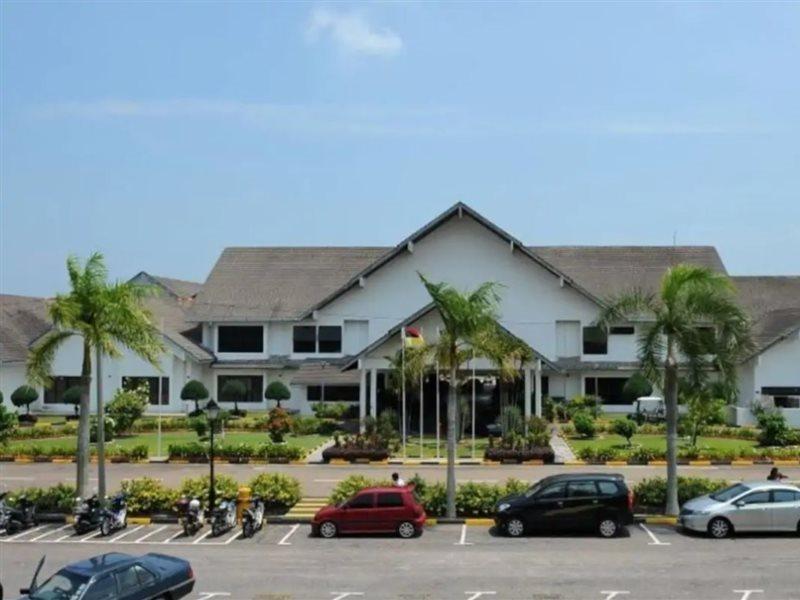 Port Dickson Golf And Country Club Hotel Exterior photo